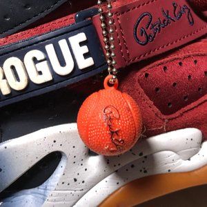 Patrick Ewing Rogue Basketball Red Hightops Size 13 Collectors Very Nice Cond.